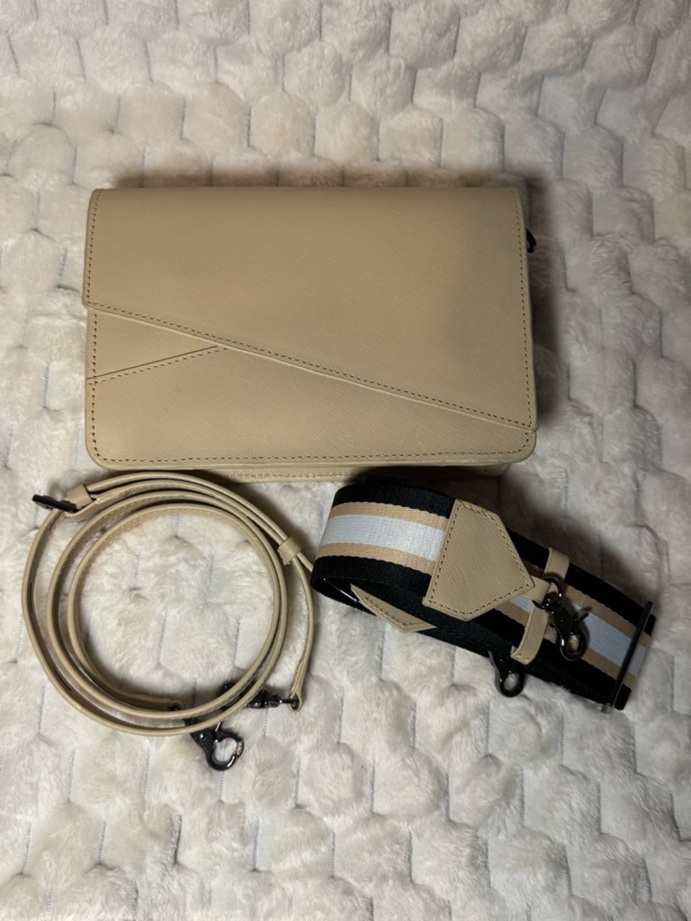 Botkier Crossbody in Beige